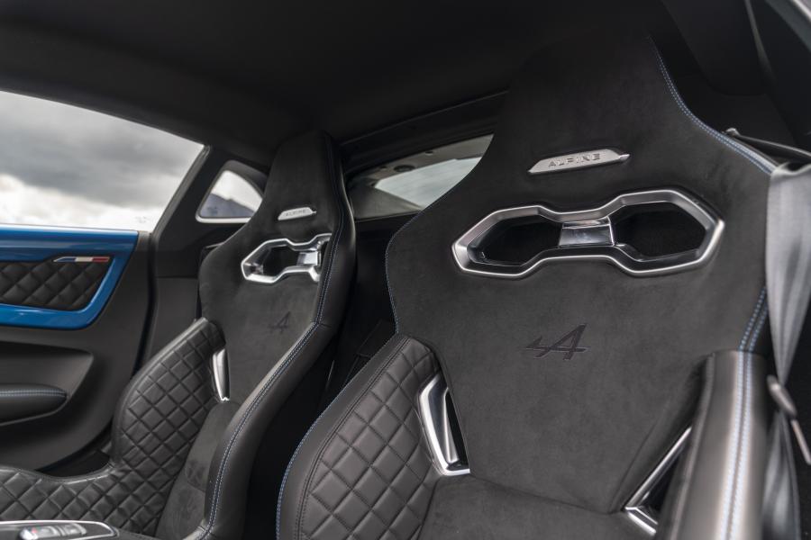 Интерьер Alpine A110 Premiere Edition 2018 года  (UK) (фото 23 из 40)